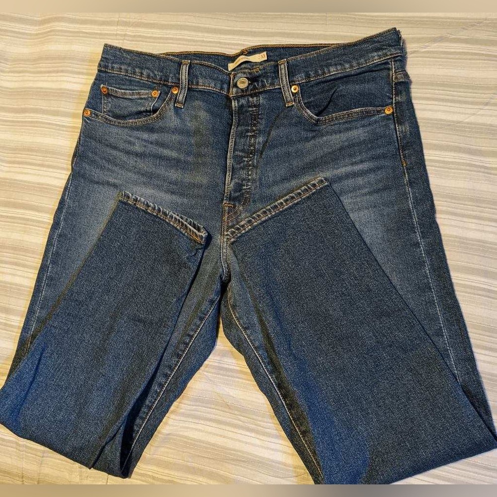 Levi’s Women’s wedgie skinny jean